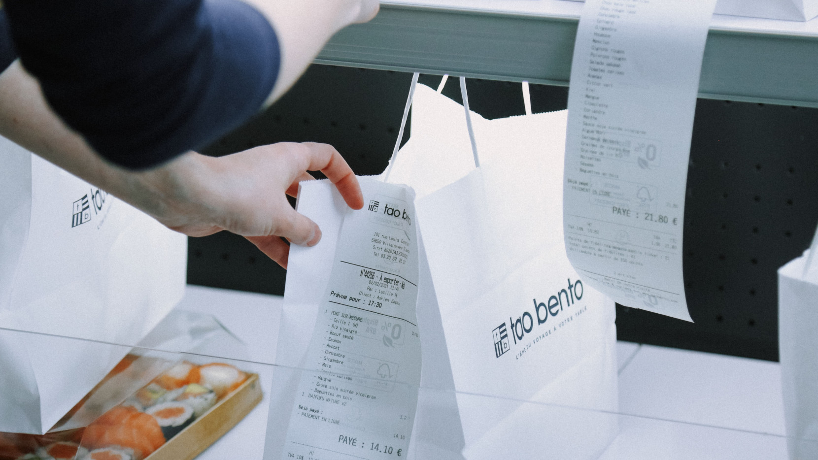 TAO BENTO 5206 - Nash and Young